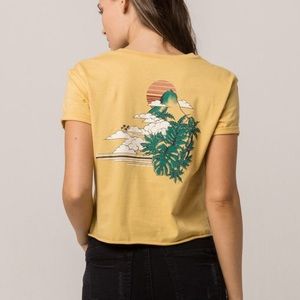 Billabong mountains cropped tee